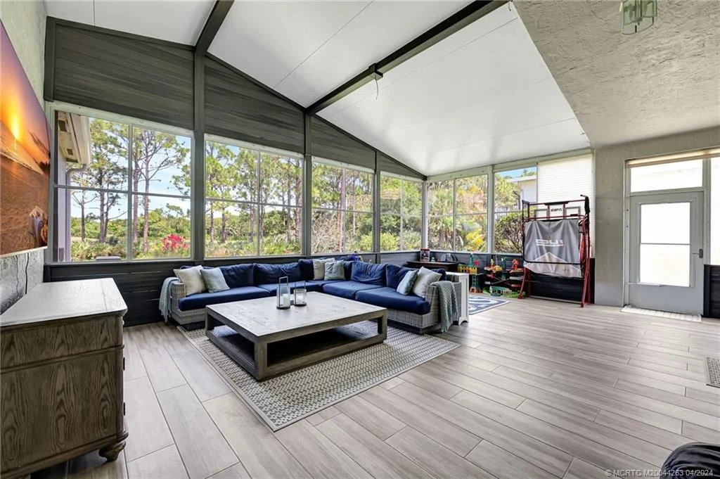 Photo of 6451 SE Wild Olive Lane