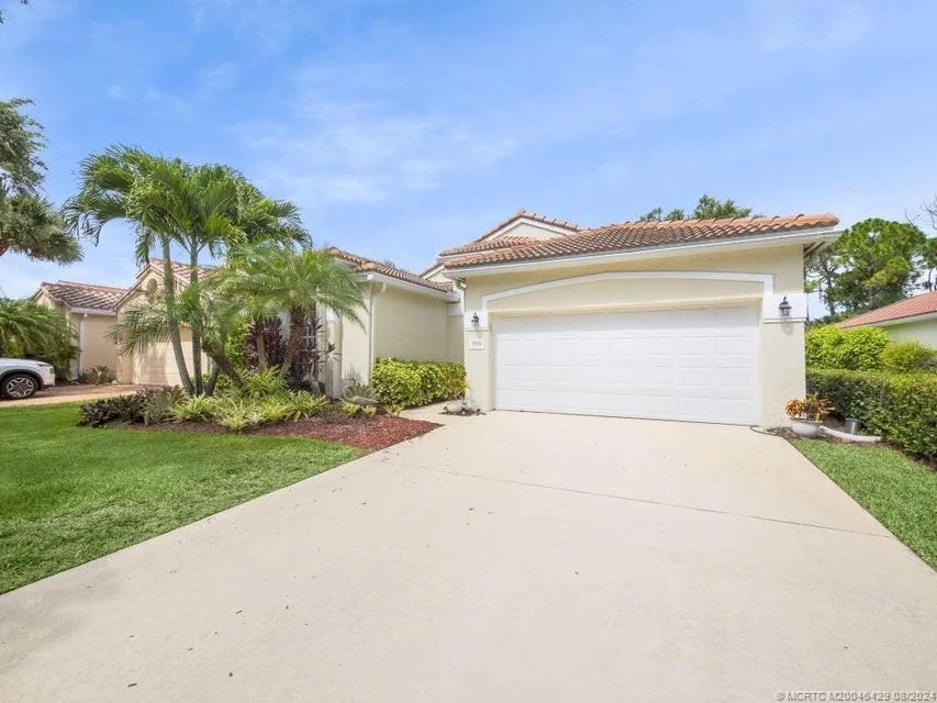 Photo of 7136 SE Twin Oaks Circle