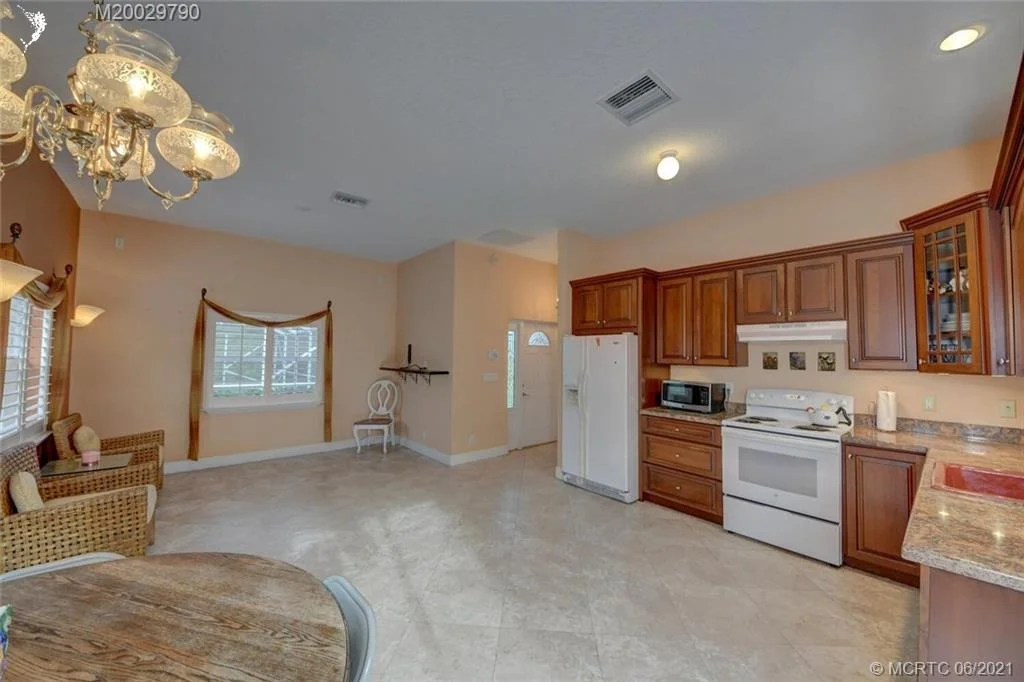 Photo of 12380 152nd Street N