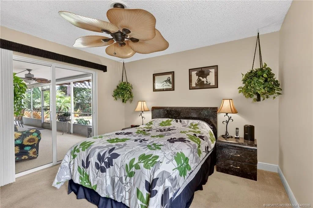 Photo of 330 SW Winnachee Drive