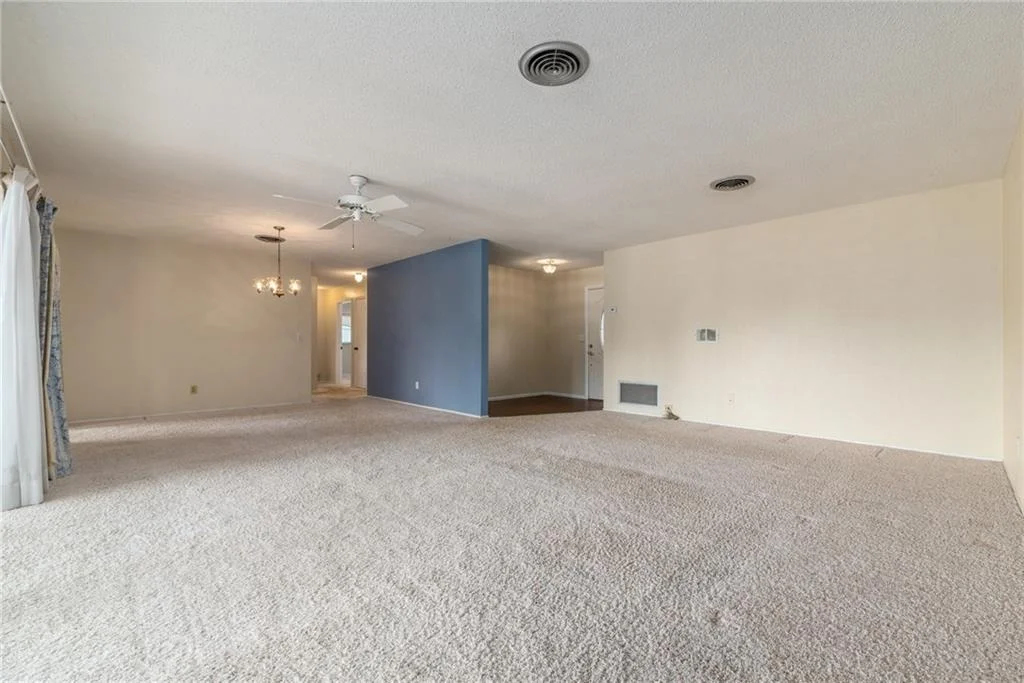 Photo of 1523 NW Spruce Ridge Drive
