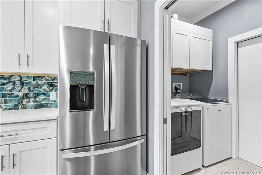 Photo of 4786 SE Horizon Avenue