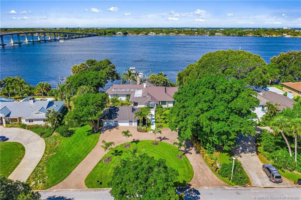 Photo of 19 N River Road