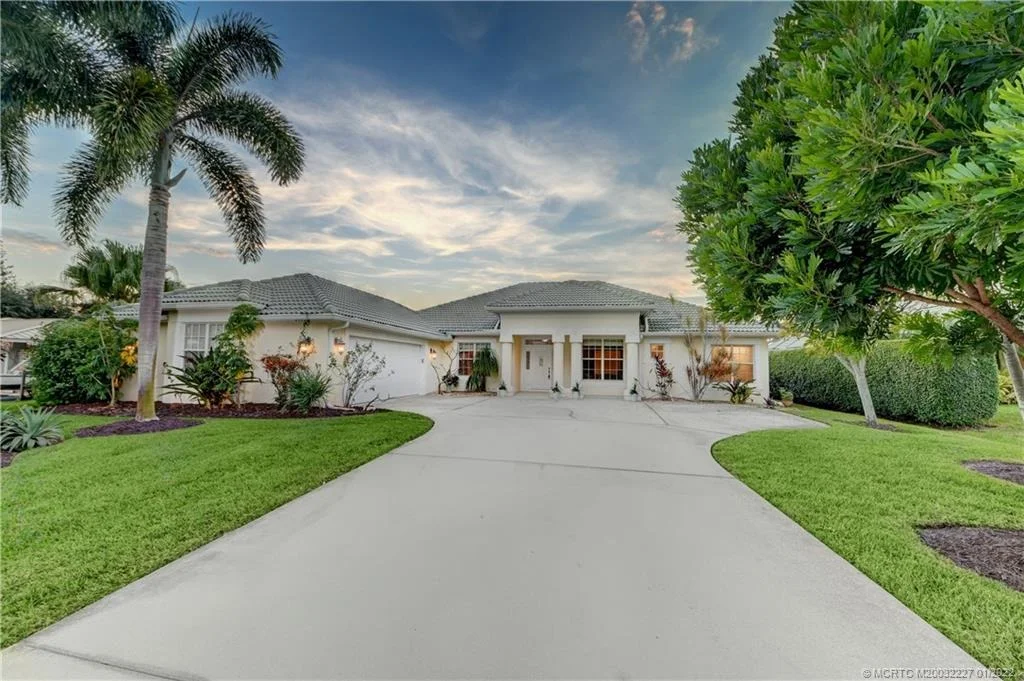 Photo of 2480 NW Everglades Boulevard
