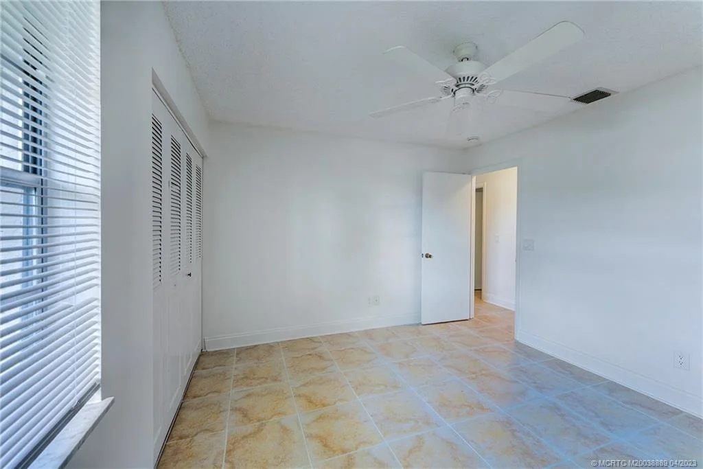 Photo of 1003 NW 16th Place