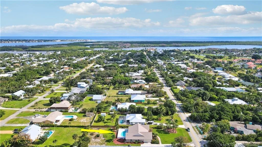 Photo of 5439 SE Horseshoe Point Road