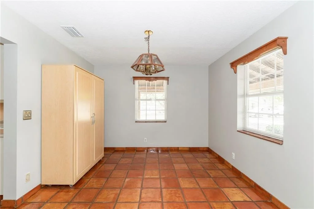 Photo of 1677 D Road
