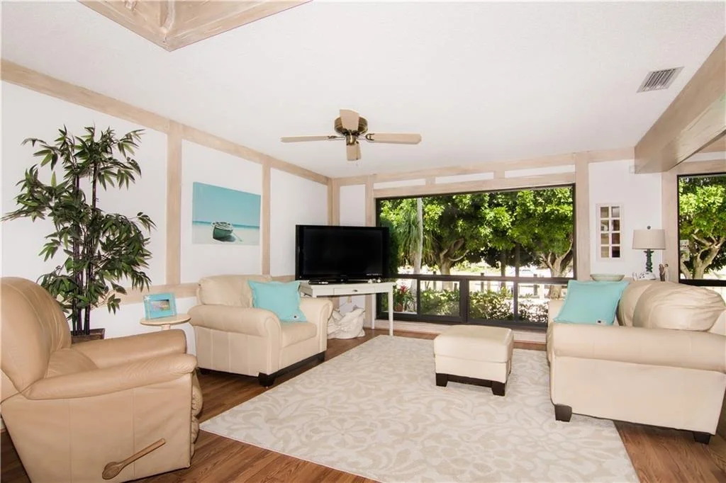 Photo of 19 Leeward Circle