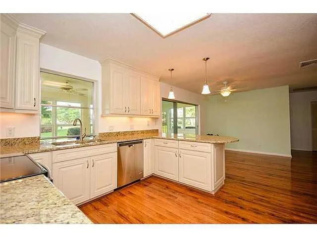 Photo of 3953 SE Fairway East