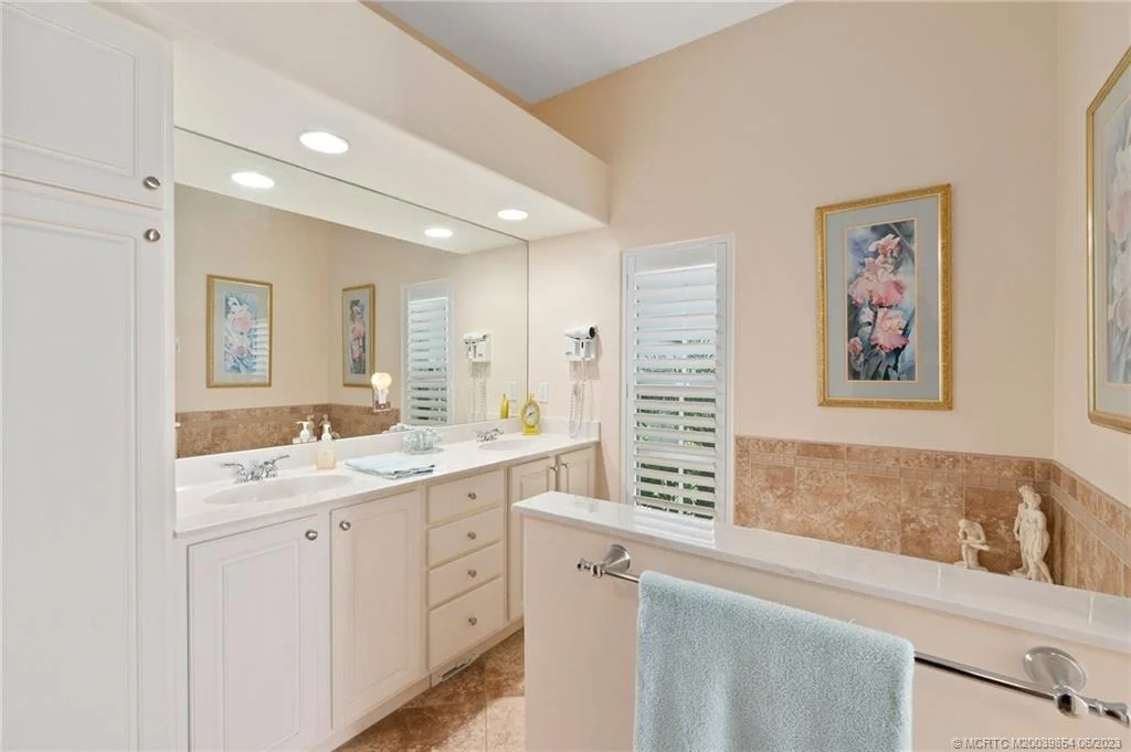 Photo of 2210 NW Plumbago Trail