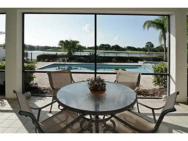 Photo of 1322 SE Brewster Place
