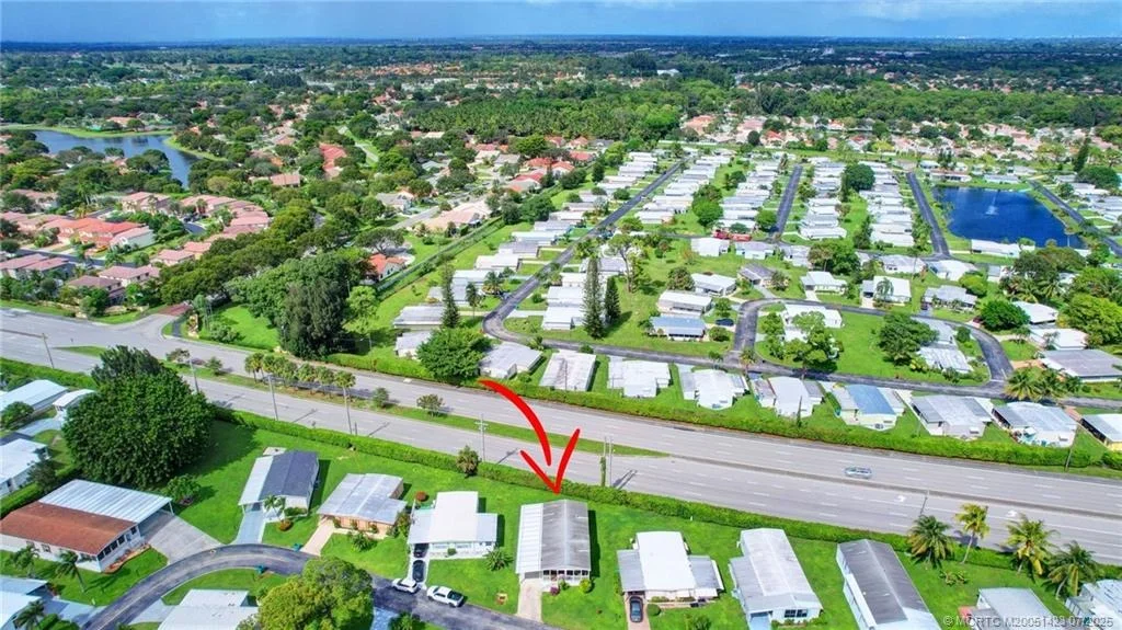 Photo of 4449 Royal Manor Boulevard