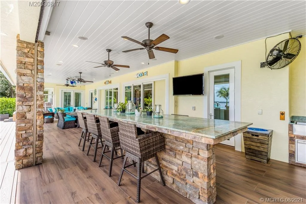 Photo of 1540 NW Fork Road