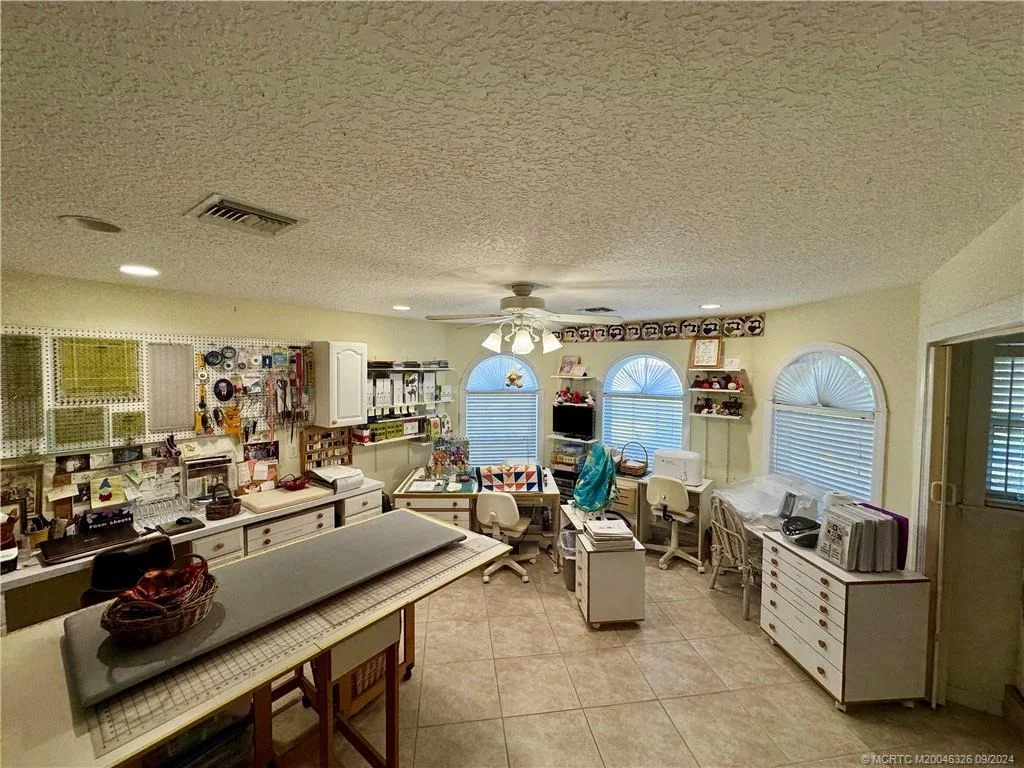 Photo of 4225 SE Centerboard Lane