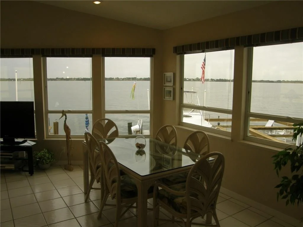 Photo of 51 Nettles Boulevard