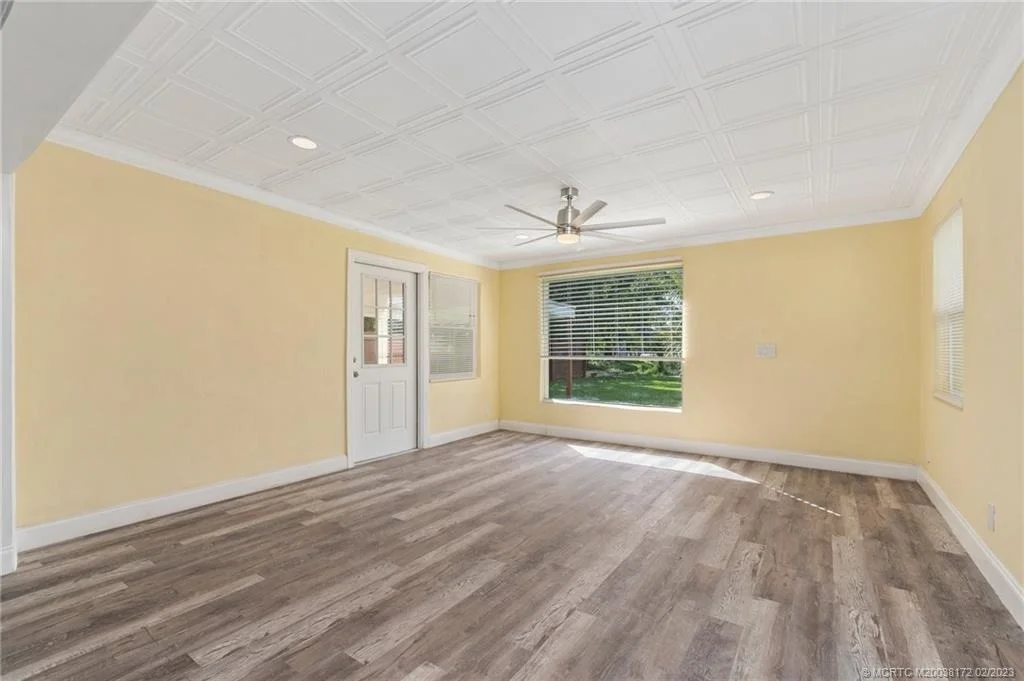 Photo of 1028 NW Fork Road