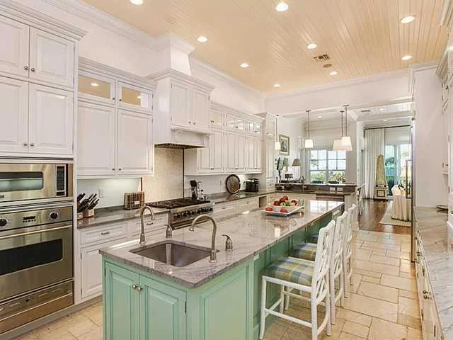 Photo of 1726 NE OCEAN Boulevard