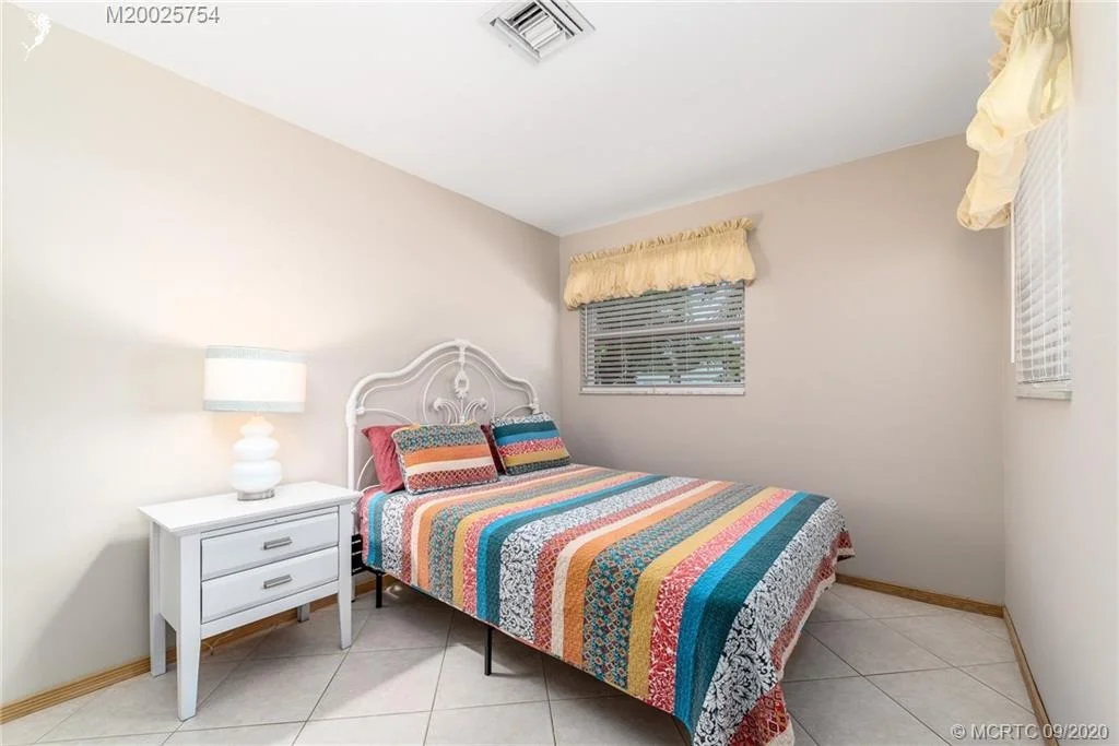 Photo of 1223 NW Spruce Ridge Drive