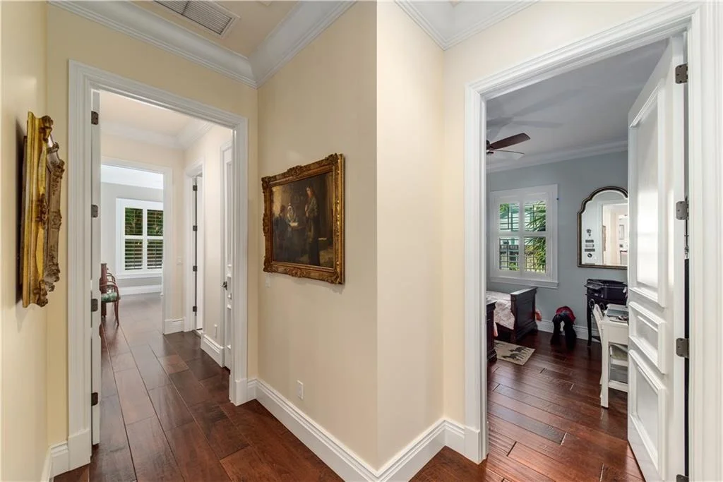 Photo of 920 SE Riverside Drive
