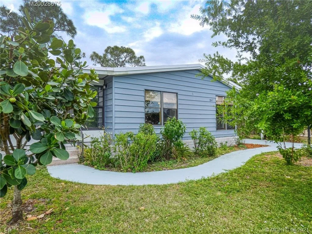 Photo of 2842 SW Toronado Trail