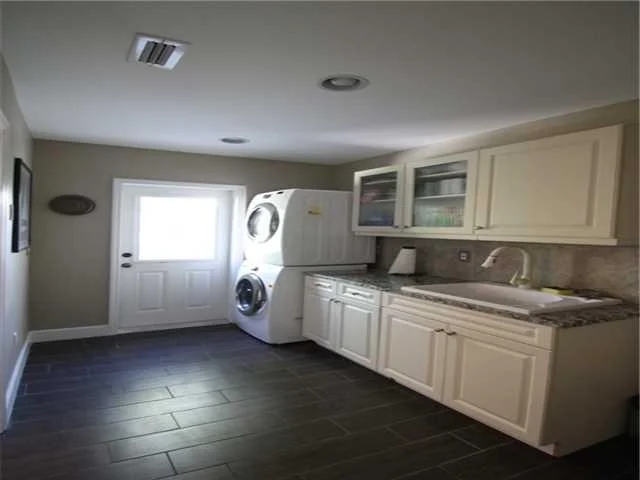 Photo of 3431 SE Court Drive