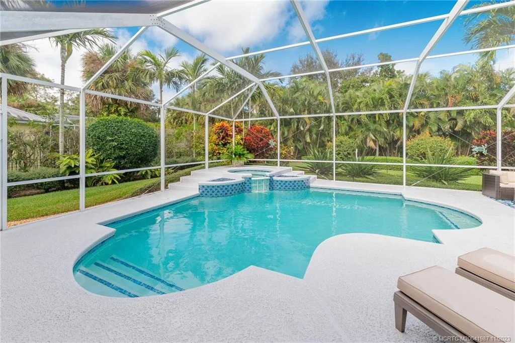 Photo of 4 Ridgeland Drive
