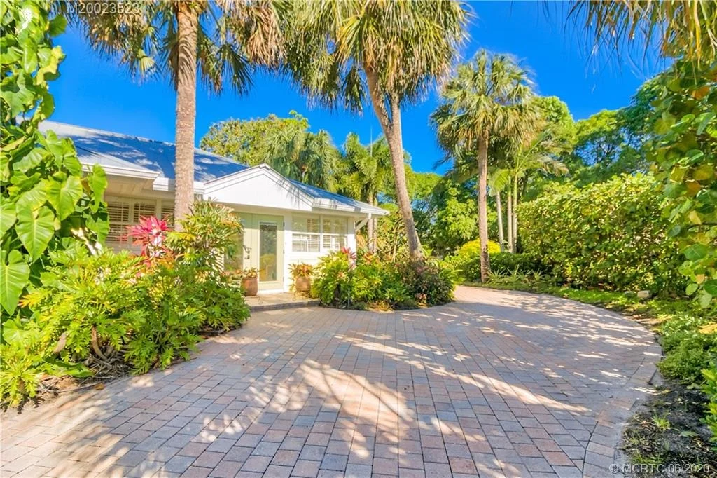 Photo of 1516 SE Mango Place