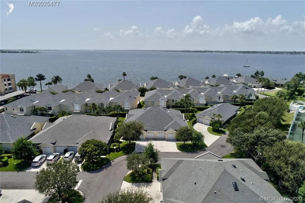 Photo of 4121 NE Moon River Circle