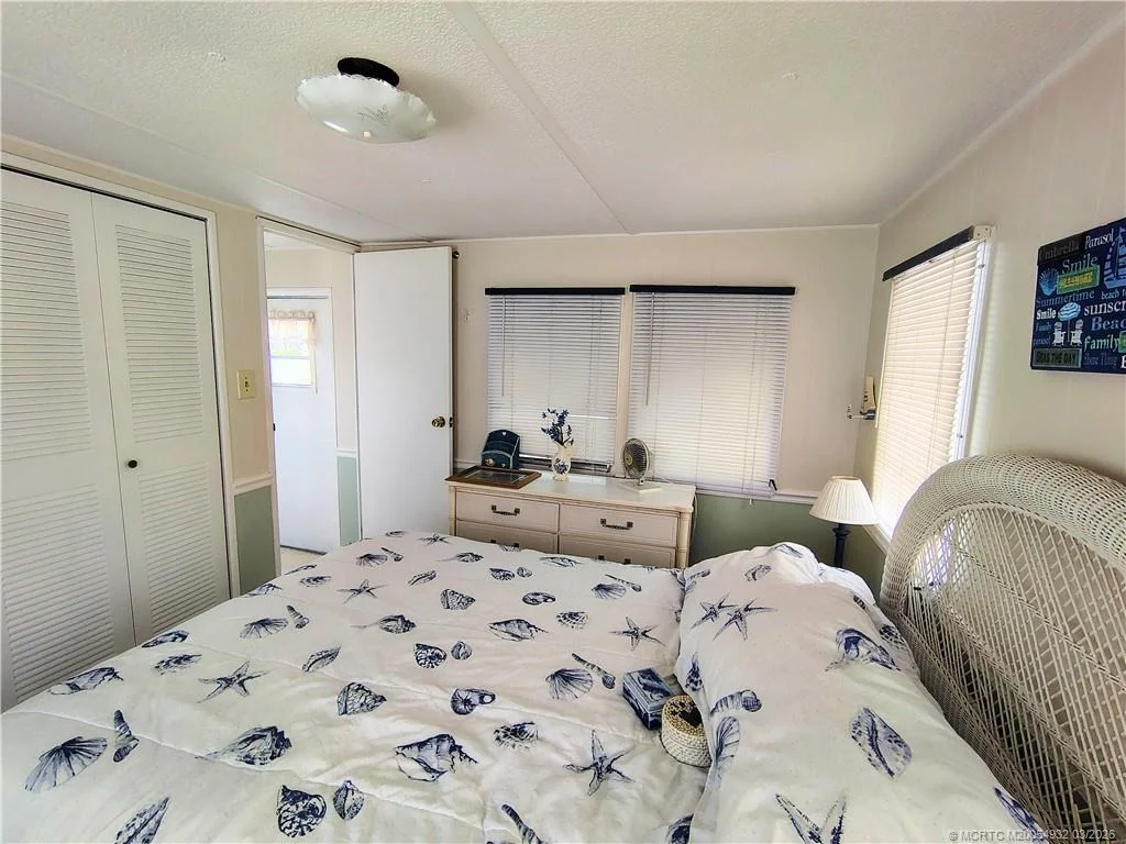 Photo of 2465 SE Penny Lane