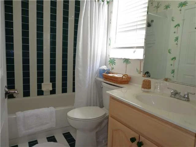 Photo of 7148 SE Twin Oaks Circle