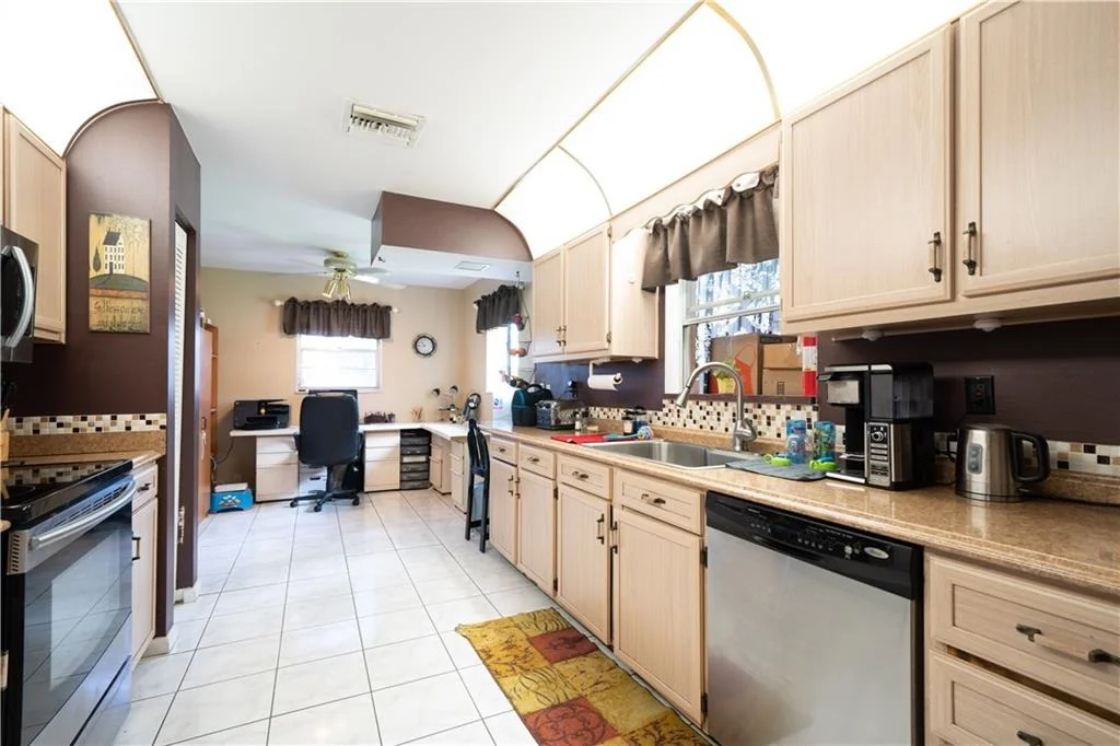 Photo of 2778 SE Salerno Road