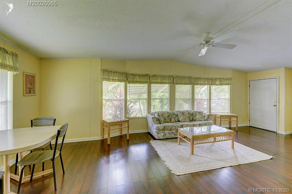 Photo of 2415 SW Olds Place