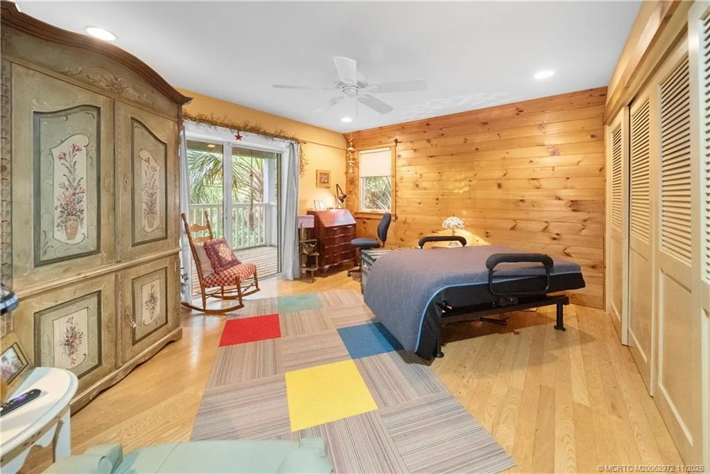 Photo of 12 Oak Hill Way