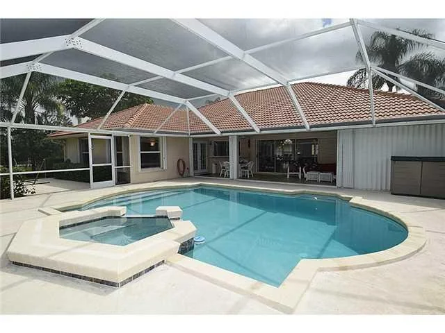 Photo of 1676 NW Pine Lake Drive