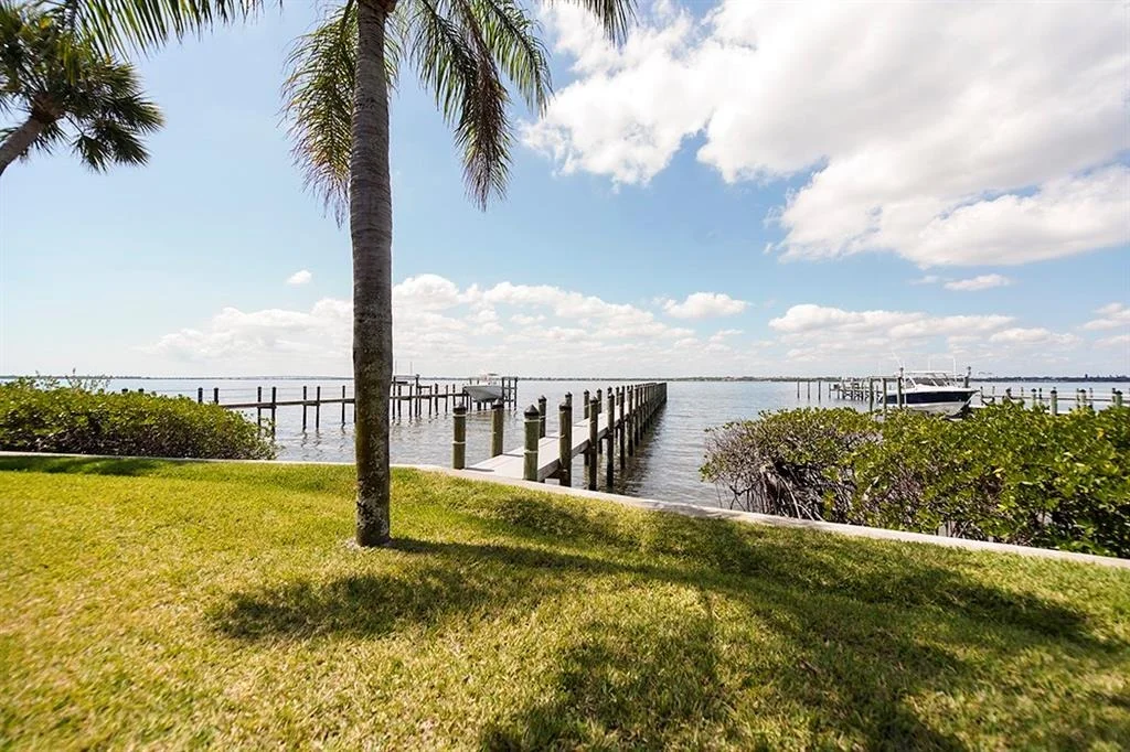 Photo of 4360 NE Joes Point Road