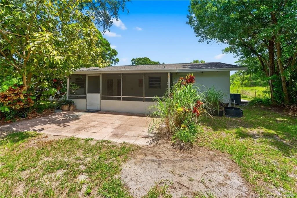 Photo of 6115 Papaya Drive
