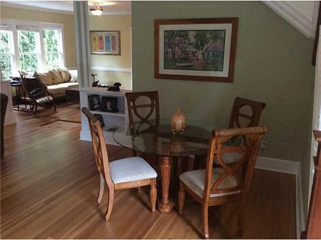 Photo of 1010 SE Riverside Drive