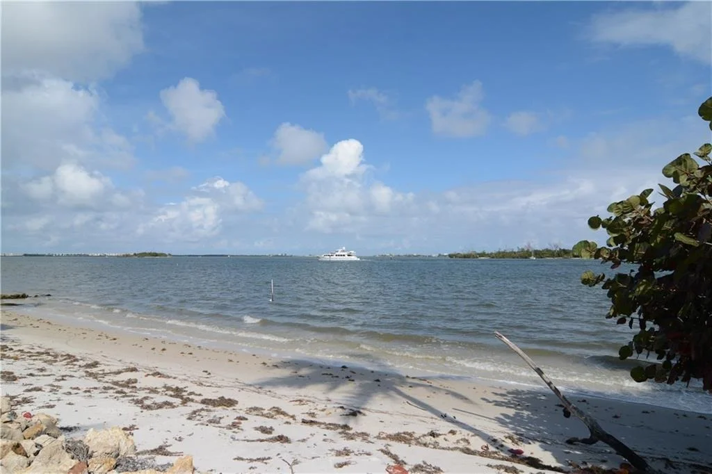 Photo of 1 Mandalay Island