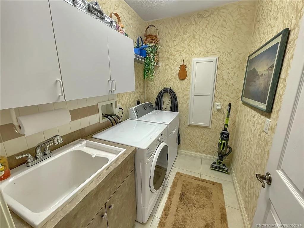 Photo of 8020 SE Sequoia Drive