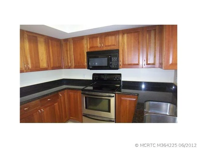 Photo of 4922 SE POMPANO Terrace