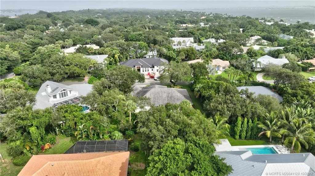 Photo of 9 Oakwood Drive