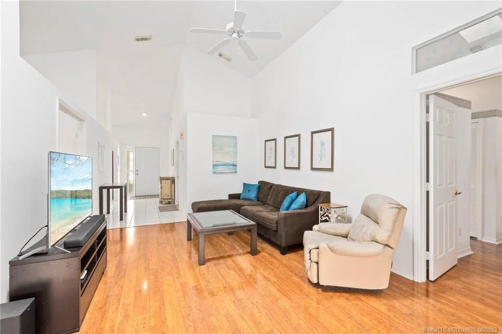 Photo of 6292 SE Windsong Lane
