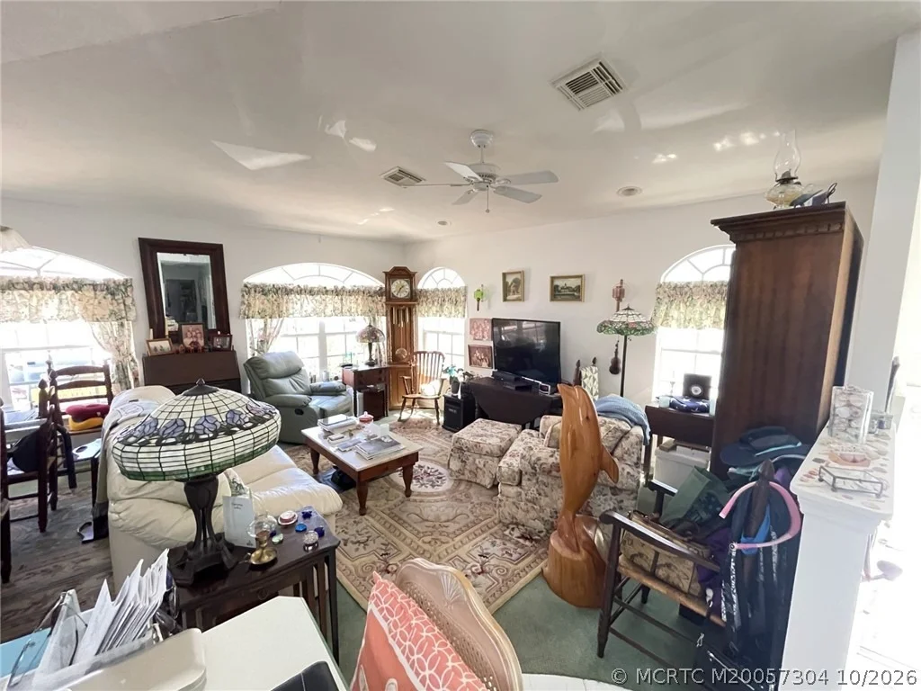 Photo of 1352 Nettles Boulevard
