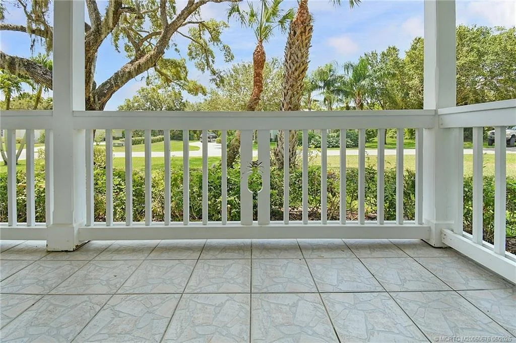 Photo of 5327 SE Reef Way