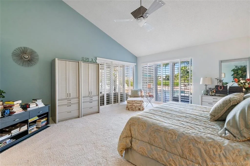 Photo of 6947 SE Harbor Circle