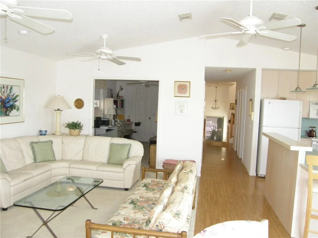 Photo of 14 Nettles Boulevard