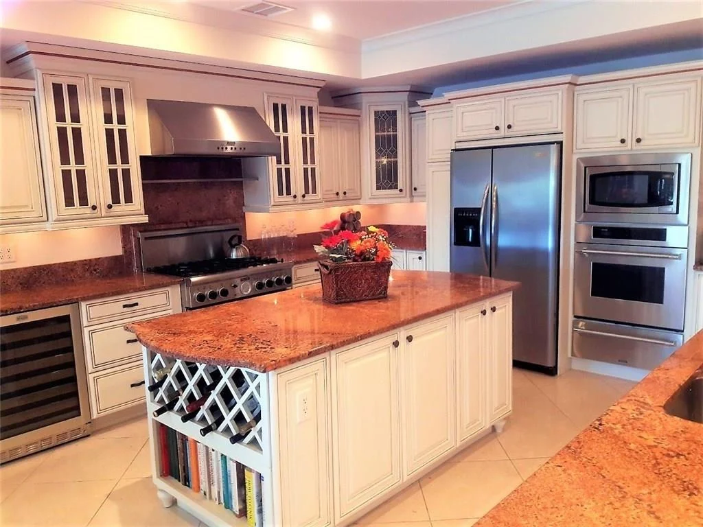 Photo of 3422 SE Fairway W