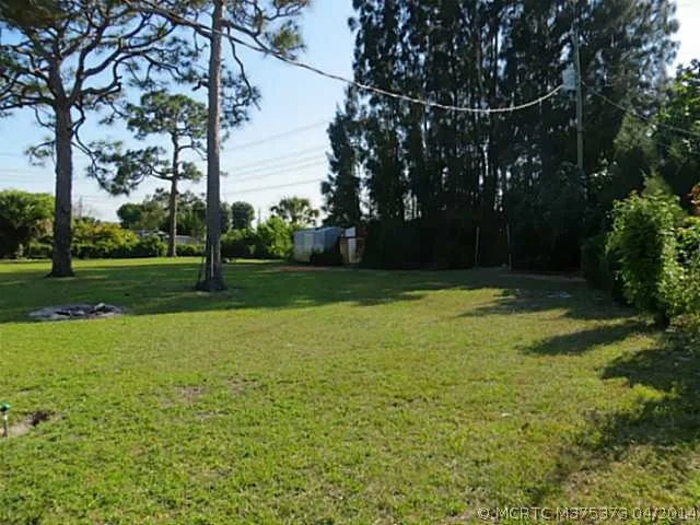 Photo of 842 SE Stafford Drive
