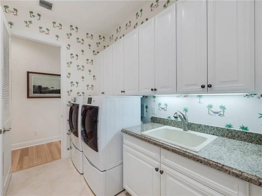 Photo of 353 SE Ethan Terrace