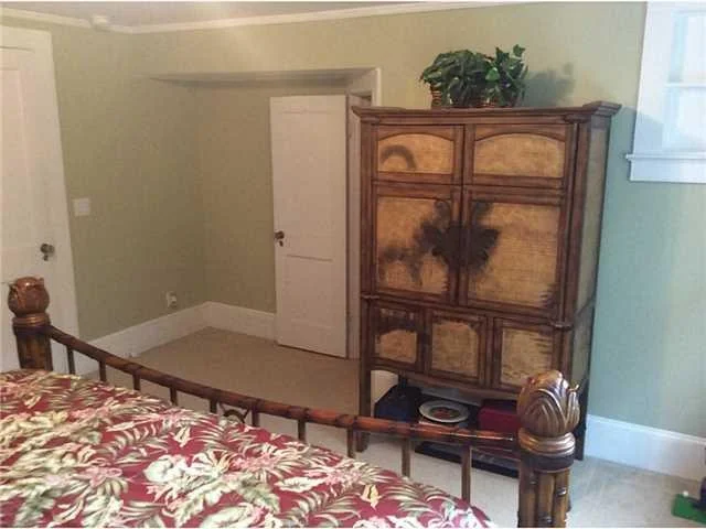 Photo of 1010 SE Riverside Drive